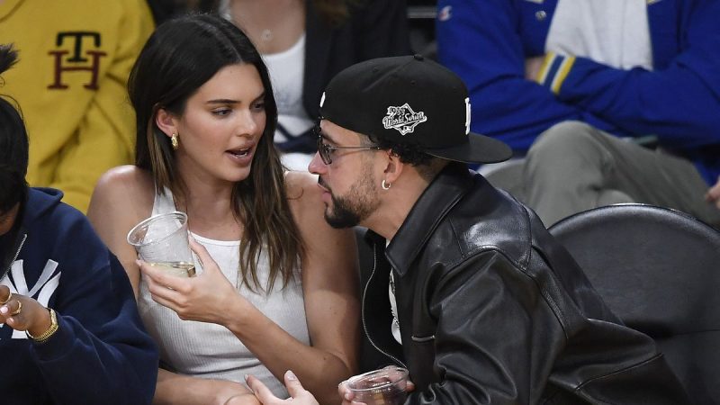 Un año lleno de amor: estas son las nuevas parejas que se han formado en 2023 77 Merca2.es Kendall Jenner y Bad Bunny