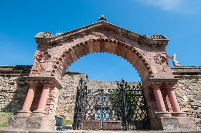 Cementerio de Comillas, uno de los más bonitos de España
