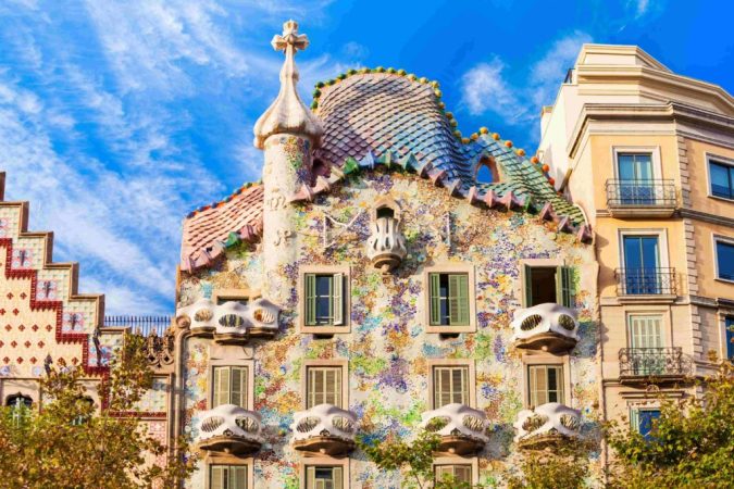 Edificio modernista del arquitecto Antoni Gaudí