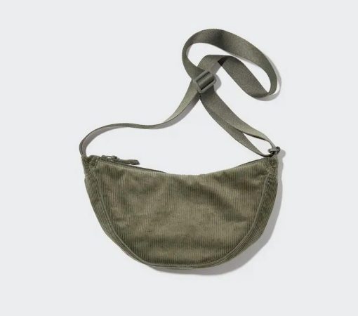 Uniqlo: el bolso mini de pana superchic que ya es tendencia 71 Merca2.es screenshot www.uniqlo.com 2023.08.24 19 16 17 Merca2.es