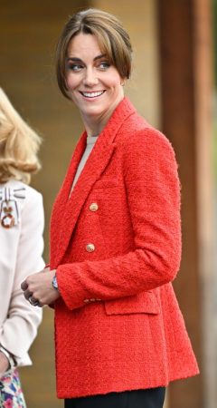 Kate Middleton se apunta a la moda de Zara con esta blazer balletcore 1 Merca2.es 651535a2bc181 Merca2.es
