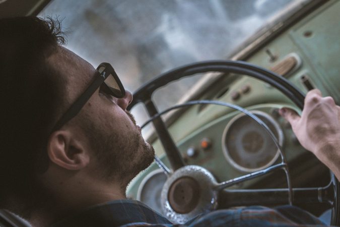 Escoge las gafas de sol con un filtro menor a 4