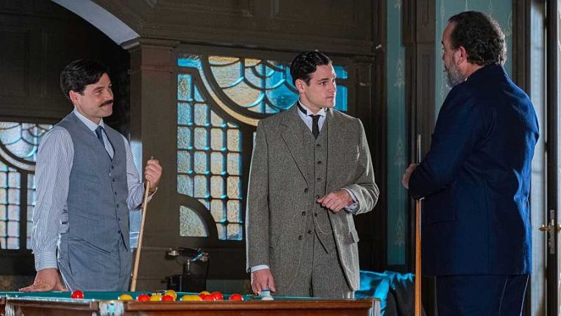 Don Antonio tramita las invitaciones