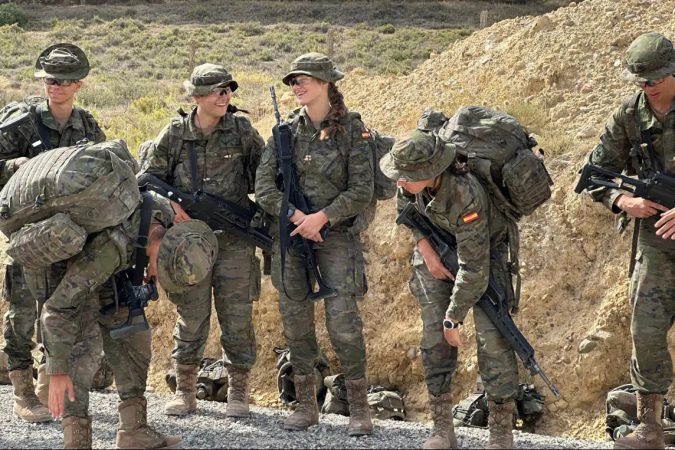 Leonor con sus compañeros