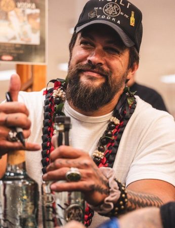 Los vigilantes de la playa Jason Momoa Merca2.es