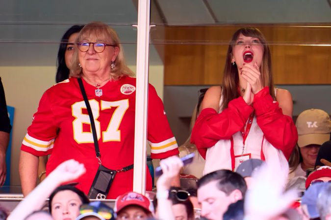 Taylor Swift en el partido de Travis Kelce