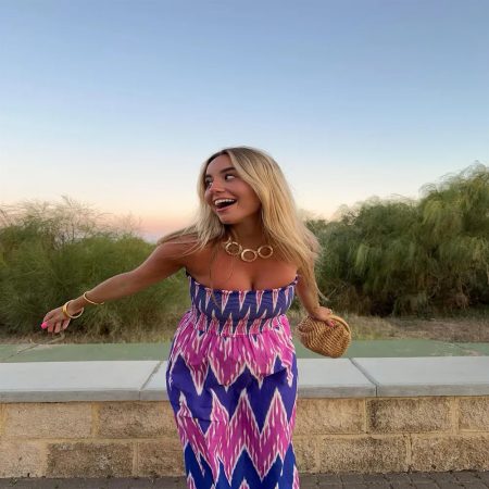 Vestido palabra de honor de Zara