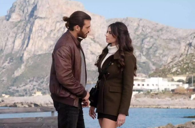 Una jugada atrevida de Violeta