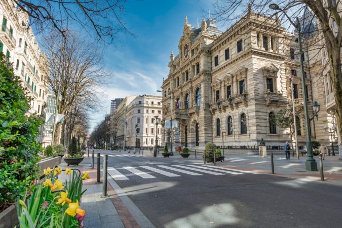 Hay que dividirlo en dos categorías