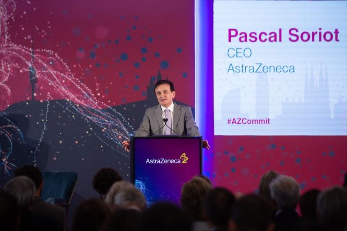 Merck, Pfizer y PharmaMar se hacen más fuertes en sus áreas oncológicas 2 Merca2.es El director ejecutivo de AstraZeneca, Pascal Soriot