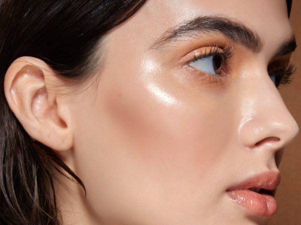 Consigue un maquillaje radiante con este discreto iluminador de Mercadona 3 Merca2.es f.elconfidencial.com original 773 1f0 ecc 7731f0ecc1be7cf93b546873eac16063 Merca2.es