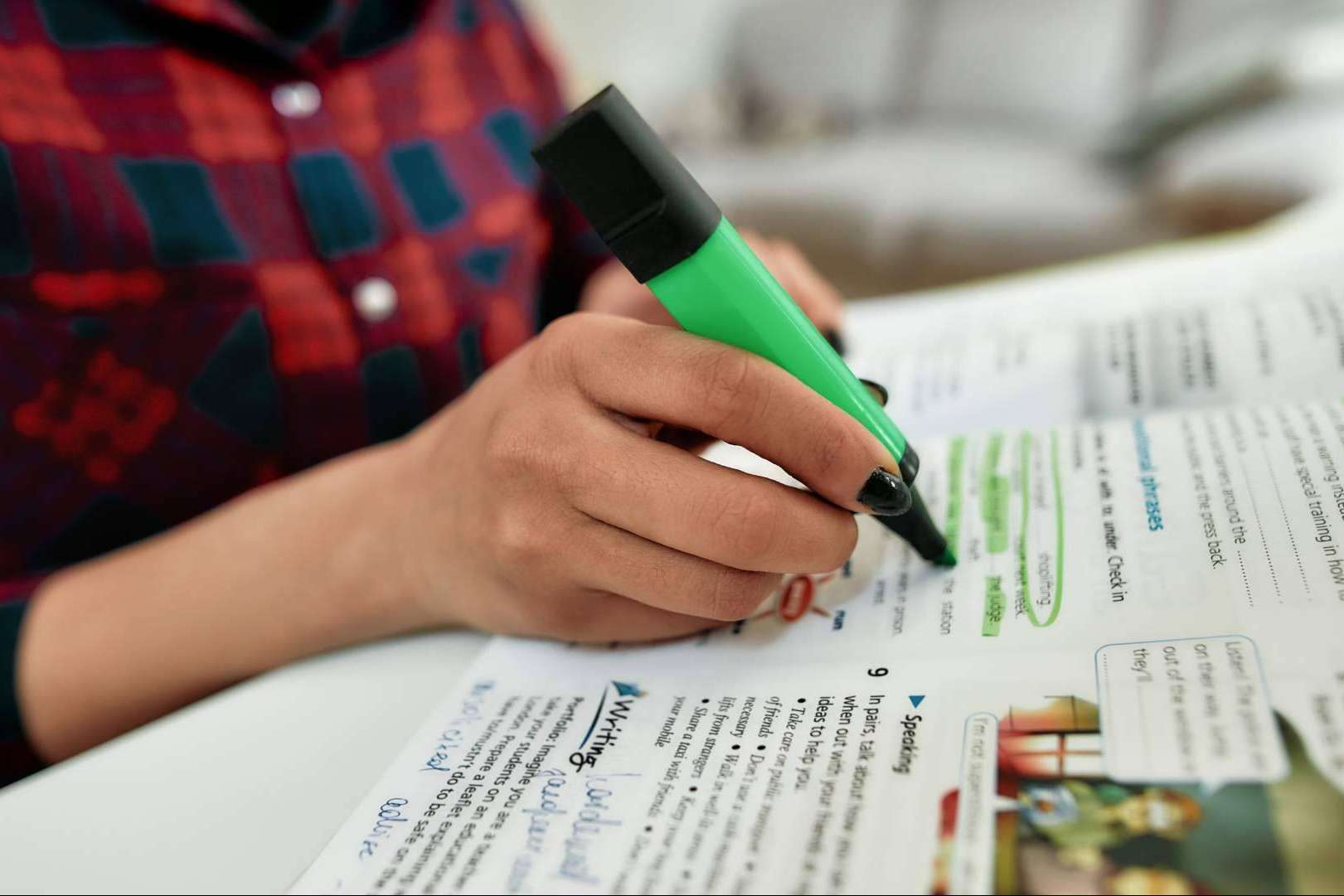 Certificar el A2 english level con las pruebas de Bright Exams