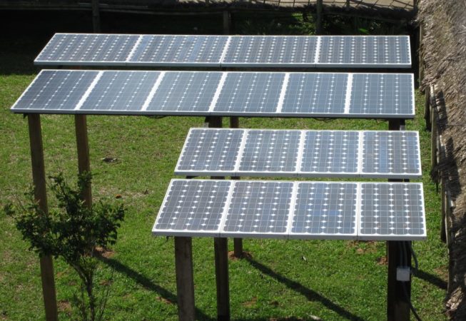 Una placa solar puede ahorrarte hasta el 50% de la factura de la luz