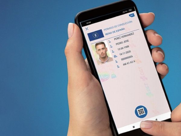 Te pueden quitar 4 puntos y 200 € solo por llevar a alguien en el coche: el aviso de la DGT que nadie esperaba 67 Merca2.es renovar carnet de conducir 13 Merca2.es