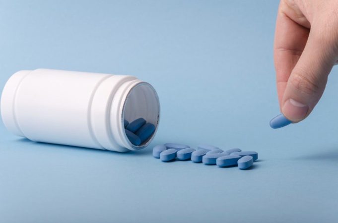 No se debe tomar a la ligera el uso de Viagra entre los jóvenes, porque no es un problema menor