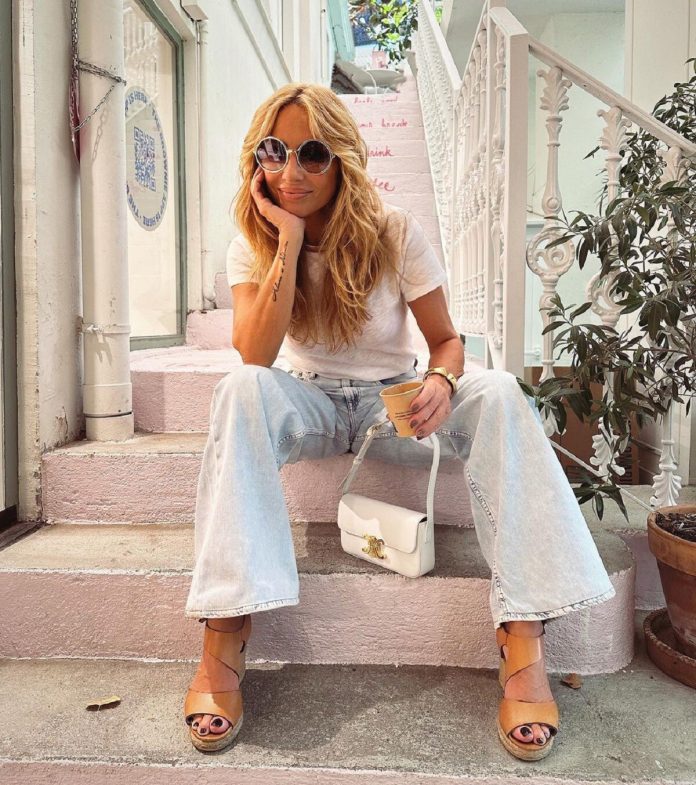 1366_2000-1 Marta Sánchez wide leg zara