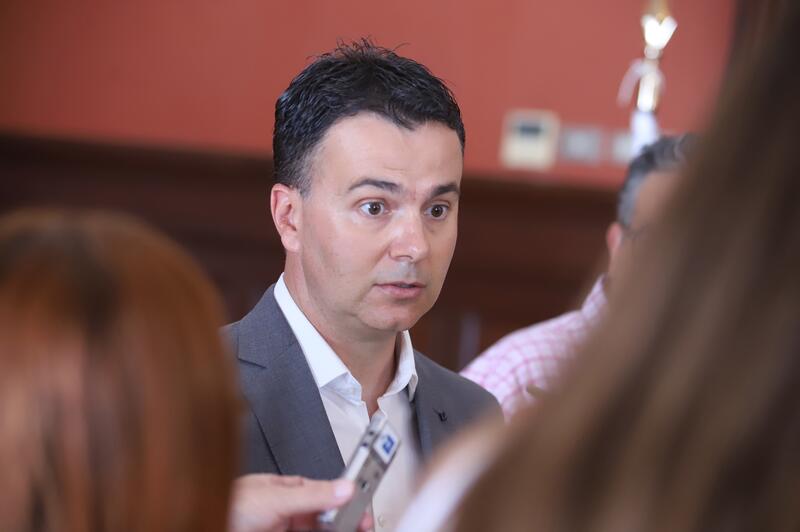 Industria concede 31 millones a 488 empresas electrointensivas para compensar cargos en la factura energética