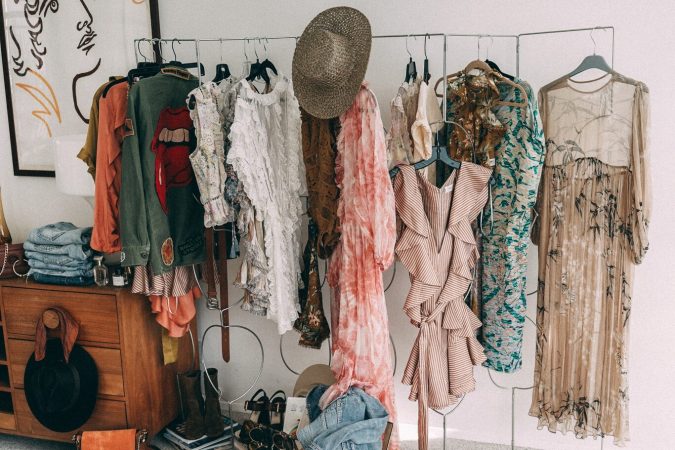 Como afrontar el siempre temido cambio de armario como una persona profesional 2 Merca2.es