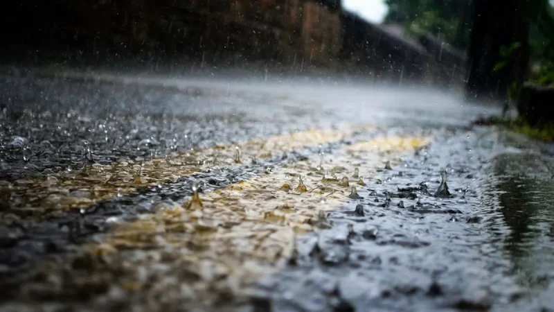 El aviso de la AEMET en su nuevo comunicado: ¡giro radical del tiempo! 15 Merca2.es Consejos de la DGT para conducir con lluvia y evitar accidentes 8 Merca2.es