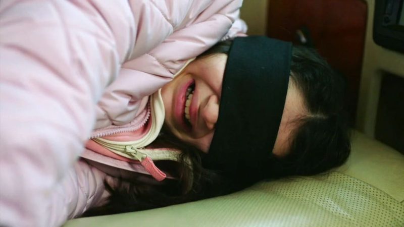 Defne es secuestrada