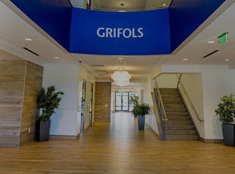 Economía/Empresas.- Grifols inicia un proceso de refinanciación de 5.300 millones de euros Grifols