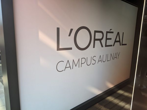 El crecimiento de L’Oréal dependerá de China: Europa se enfría y América del Norte modera su impulso 1 Merca2.es Yves Saint Laurent y Europa impiden el crecimiento de L'Oréal