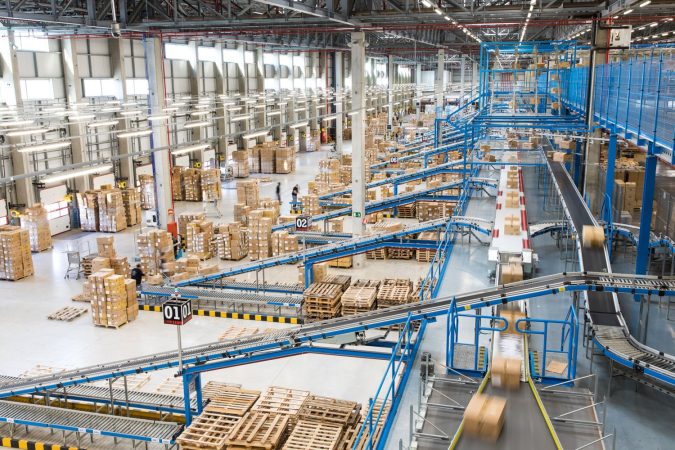 Inditex apuesta por Madrid para abrir su outlet más inclusivo 1 Merca2.es Centro de logística de Inditex.