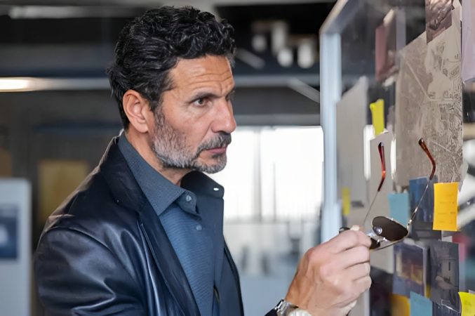 Óscar Higares es el comisario Romero