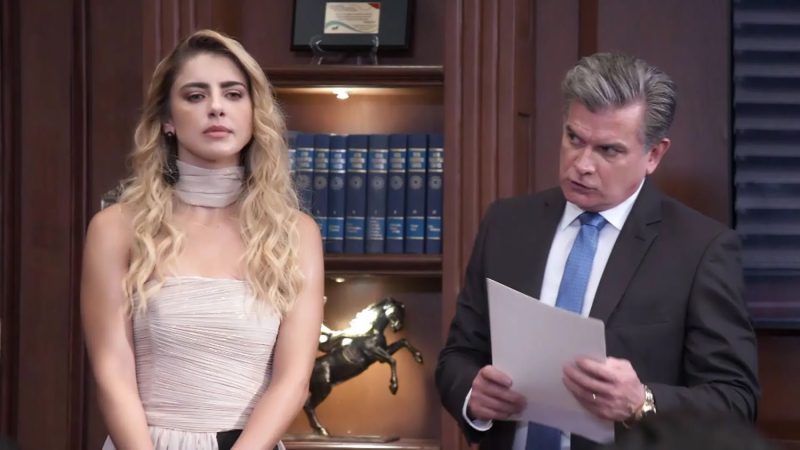 Sara llega a la hacienda