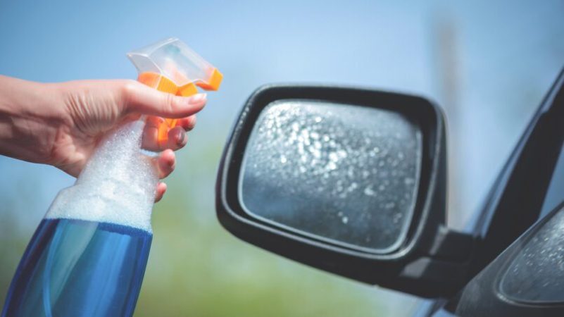 Tener los retrovisores desempañados resulta esencial