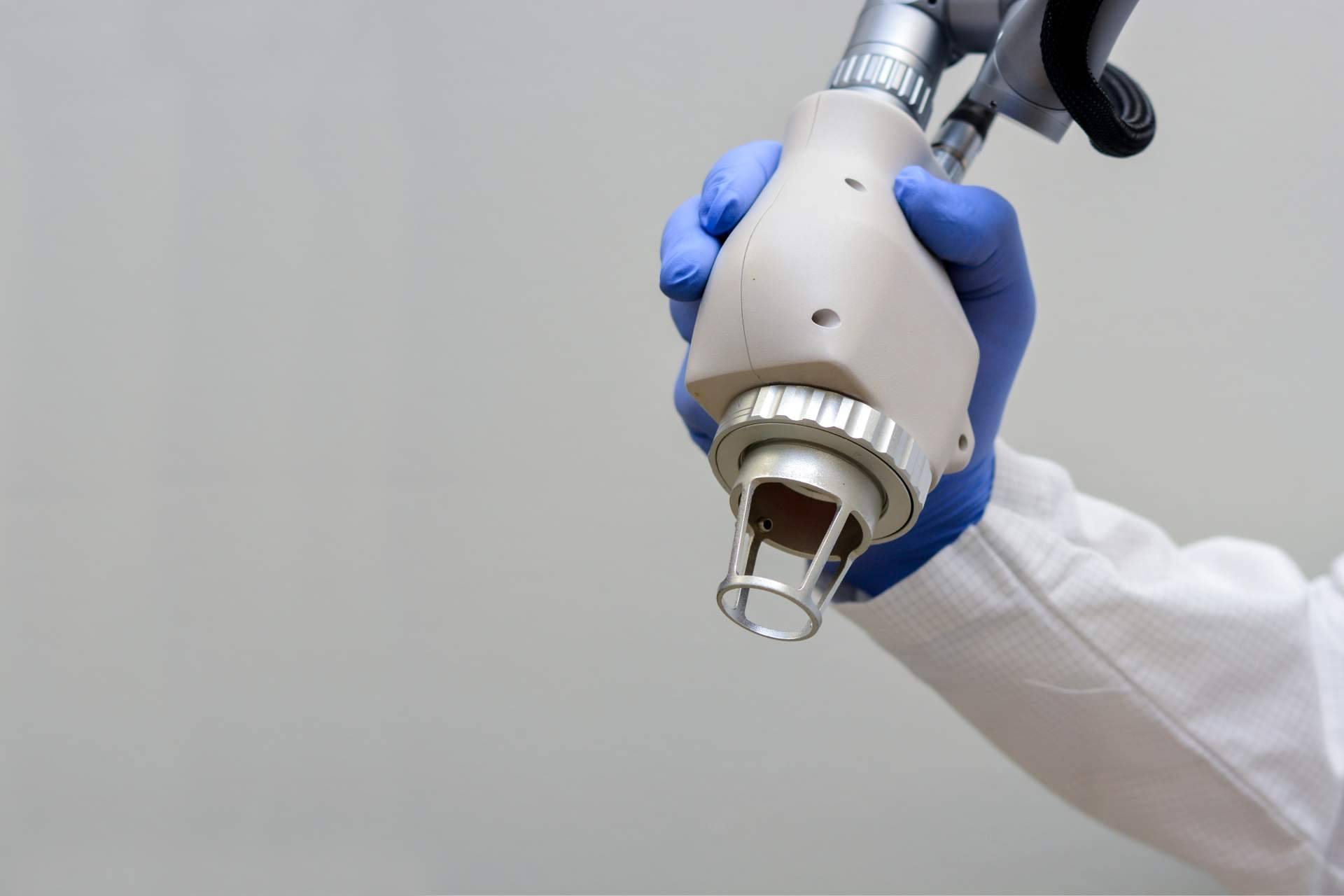 En Elegansse se realiza el tratamiento de láser CO2 resurfacing facial