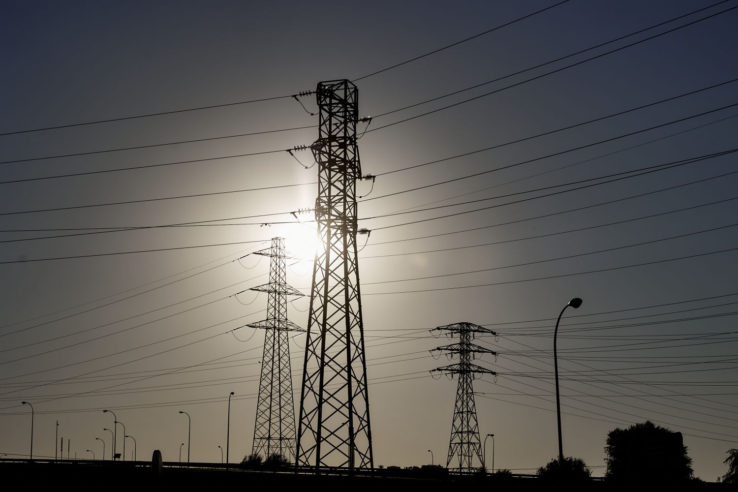 El precio de la luz cae con fuerza El precio de la luz cae con fuerza