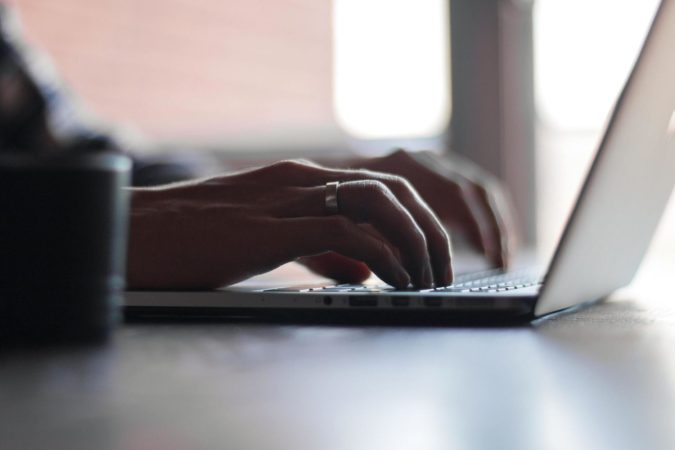 persona portatil Merca2.es