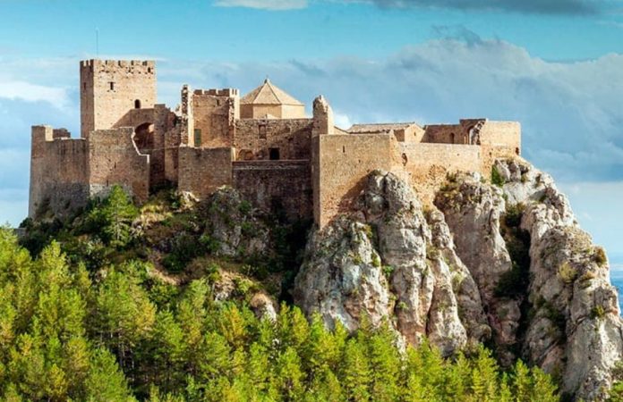 screenshot www.hola .com 2023.10.06 14 01 51 Merca2.es