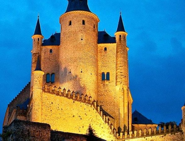 screenshot www.hola .com 2023.10.06 14 07 11 Merca2.es