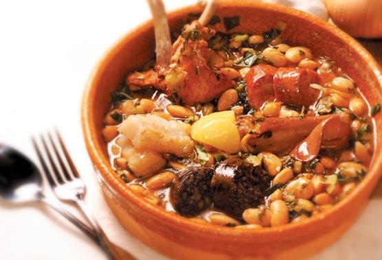 La mejor receta para entrar en calor es la de este espectacular cocido montañés 1 Merca2.es 11393 91161 Merca2.es