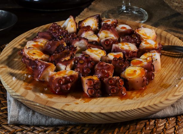 La inigualable receta de pulpo a la gallega al estilo Arguiñano 1 Merca2.es 17113 Merca2.es