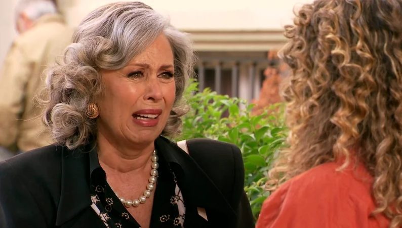 'Amar es para siempre': Malena saca a la luz otro de los grandes secretos de la familia Quevedo 37 Merca2.es Amar es para siempre Elena y Lola Merca2.es