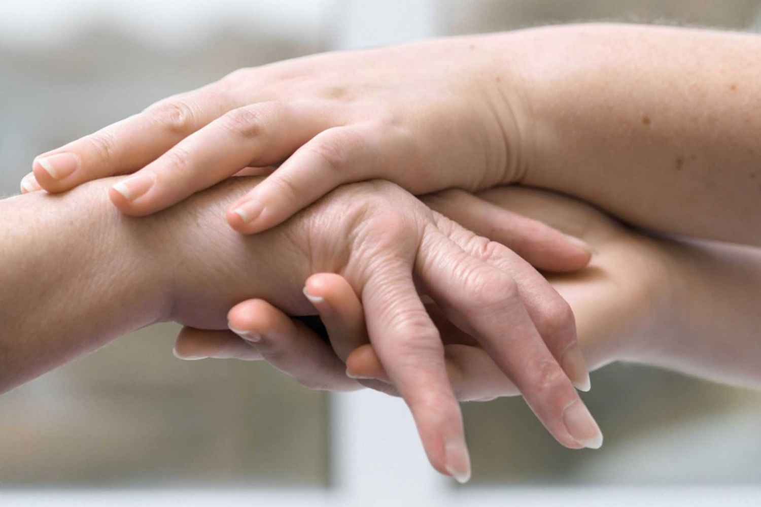 La artritis reumatoide: ¿qué es y cuáles son sus causas? 3 Merca2.es ¿Dónde buscar ayuda?