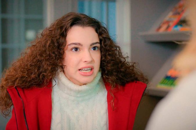 Asiye se enfrenta a Omer