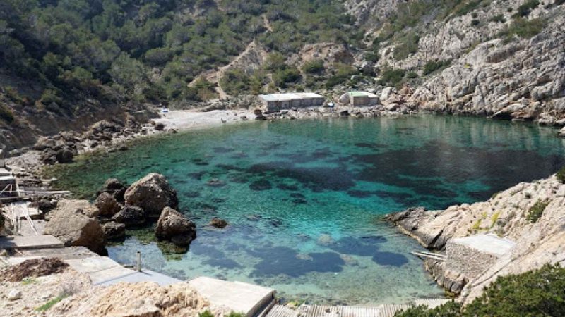 Calas secretas de Ibiza 5 Merca2.es