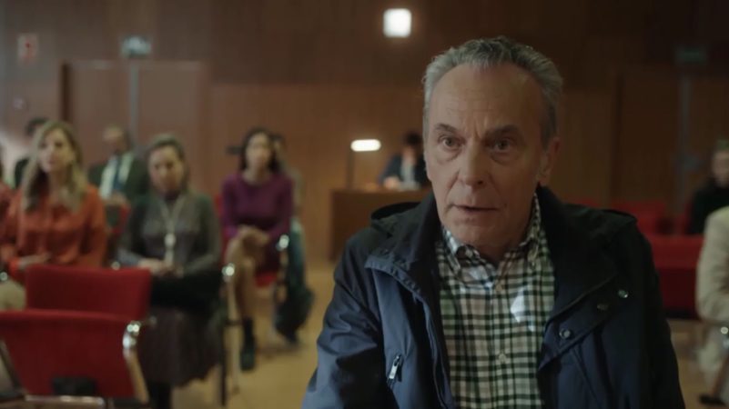 Escena clave fastidiada por la publicidad