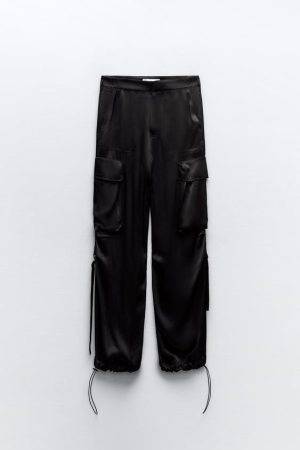 Descubre la sofisticación en cada detalle con los Pantalones Satinados Zara