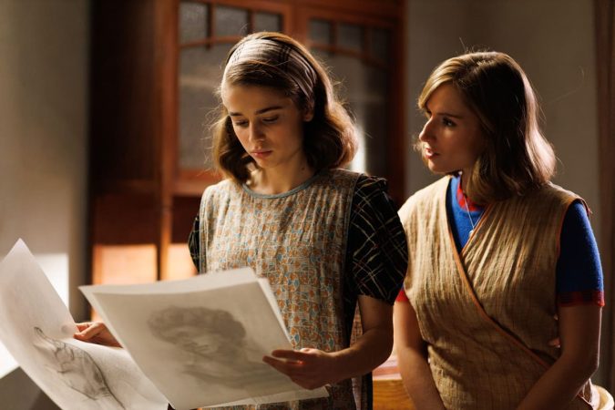 Luisa se deshace de los dibujos de Emilio