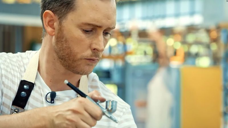 Pablo Rivero en Celebrity Bake Off