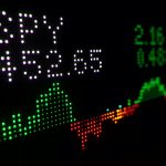 La confianza del inversor español en los mercados se recupera con fuerza y se sitúa en máximos del año, según J.P. Morgan AM