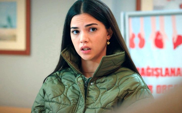 Yasemin en 'Hermanos'