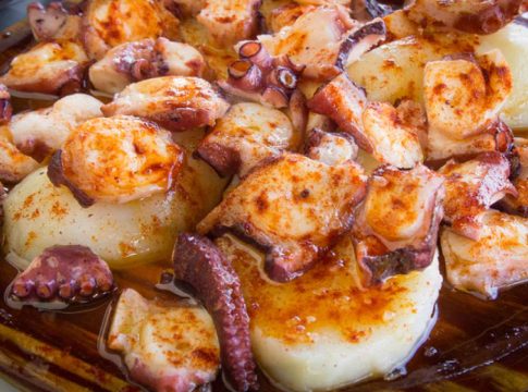 Pulpo a la Gallega Pulpo a la Gallega