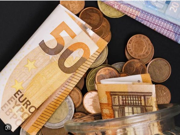 BBVA se impone en la batalla de las comisiones a Bankinter, Banco Santander, Caixabank, Banco Sabadell y Unicaja 2 Merca2.es Comisiones