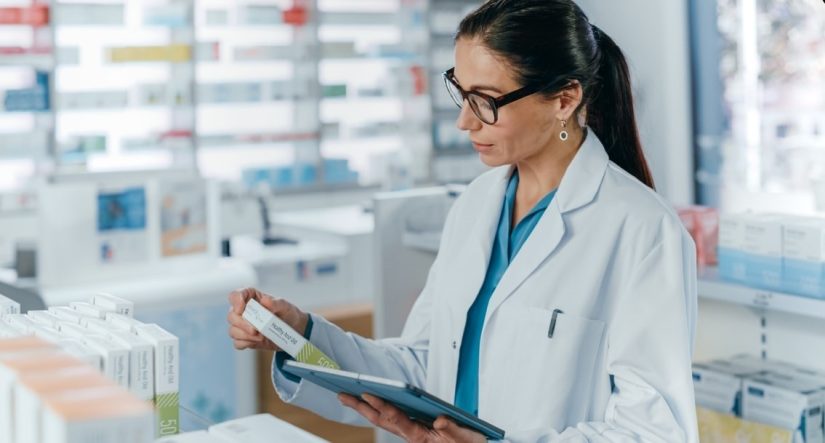Almirall impulsa la innovación tecnológica y el seguimiento integral del paciente 2 Merca2.es Biosimilares estudio